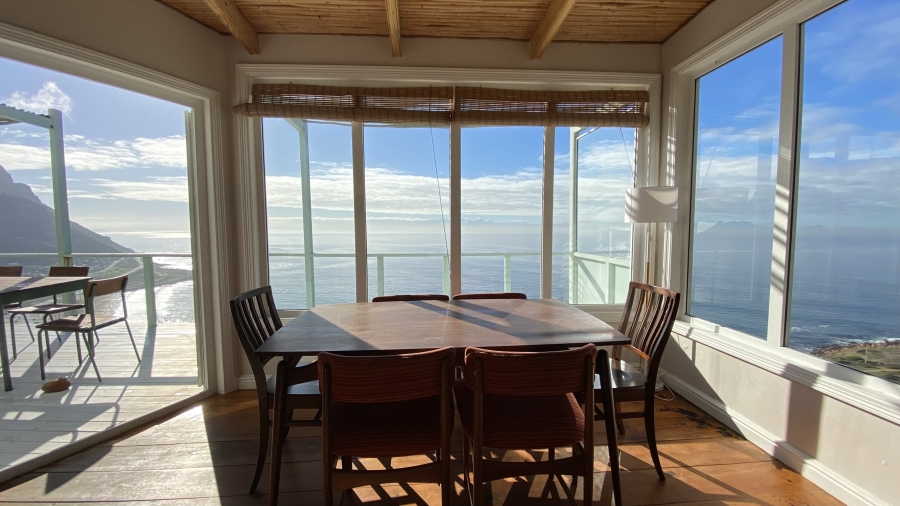 3 Bedroom Property for Sale in Cairnside Western Cape